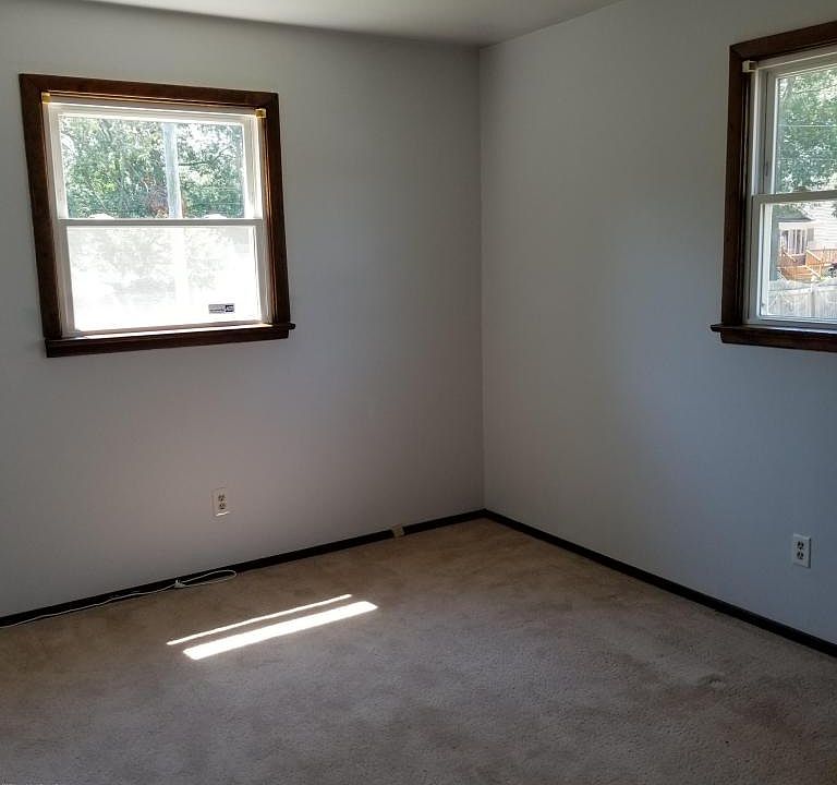 1st image of 2149 South St