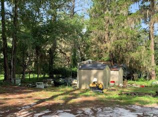 112 Bream Trl, Hawthorne, FL 32640