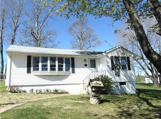 131 Longwood Dr, Colchester, CT 06415