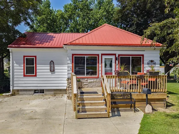 515 N Oak St, Reedsburg, WI 53959