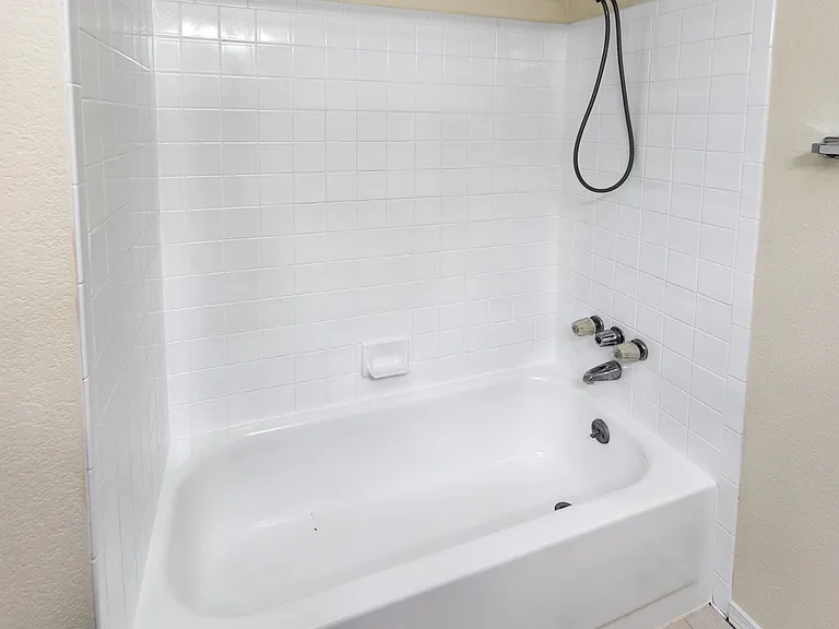 5160 Alton Dr — Photo 18