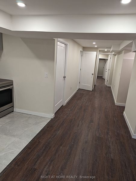 Ajax House for rent - 2 Bedrooms — photo 7