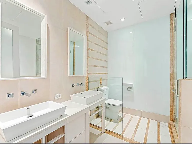 111 Fulton St #504 — Photo 4