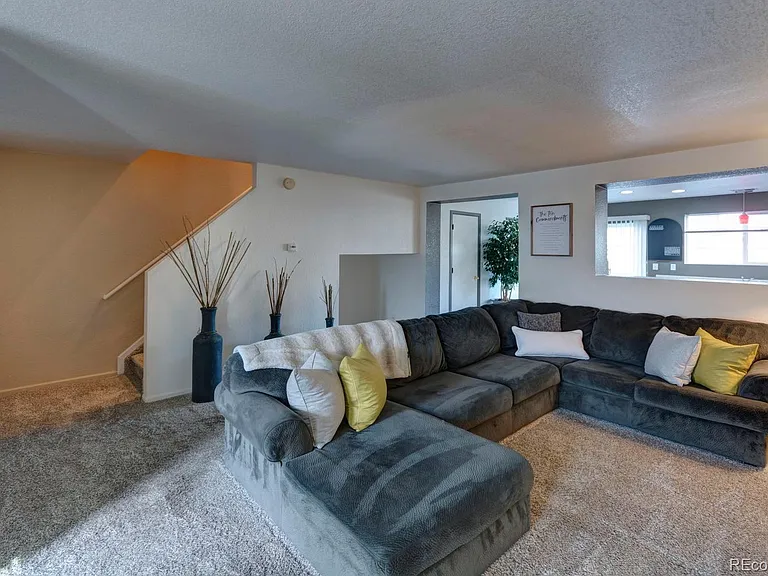 11012 Claude Ct — Photo 3