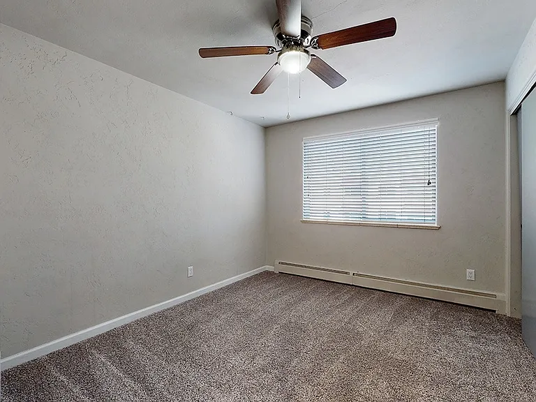 Prince Charles Apartments — Photo 5