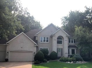 8843 Woodhill Dr, Savage, MN 55378