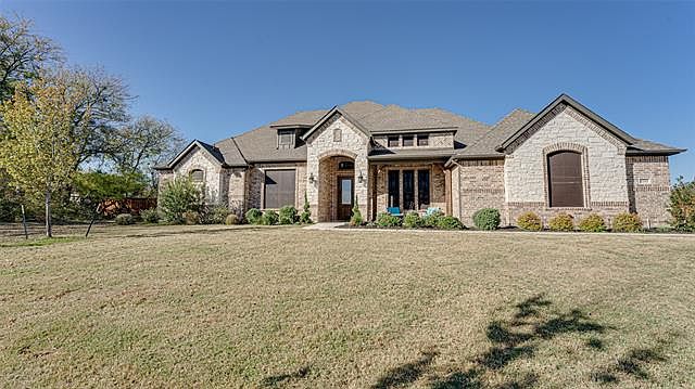 1st image of 2751 Christine Ln