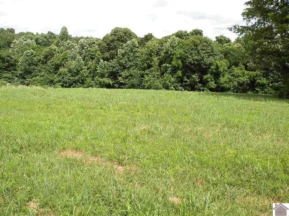 1st image of Ooo Lesley Ln #32
