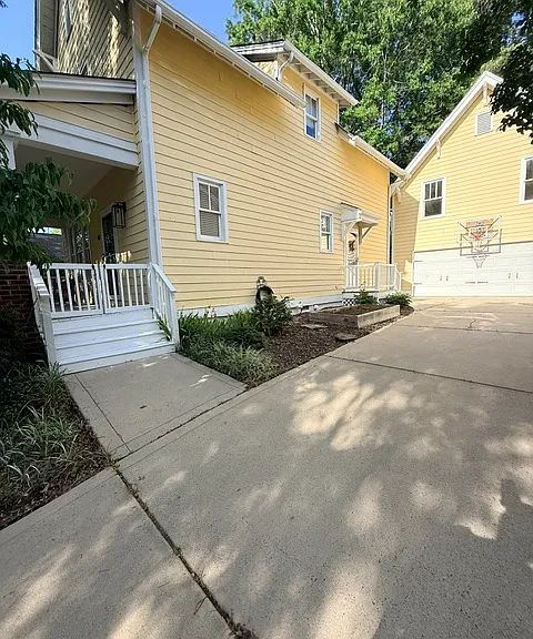 14030 Garden District Row — Photo 2