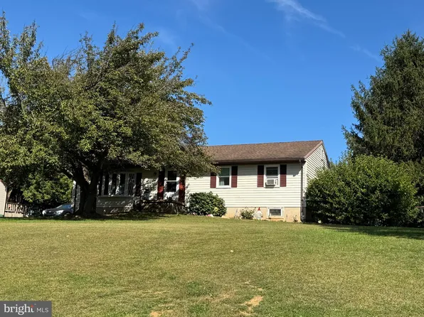 908 Sunrise Ln, Wrightsville, PA 17368