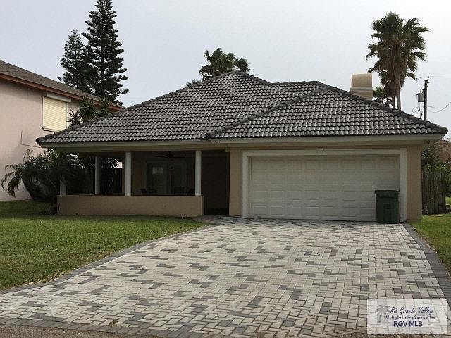 1st image of 121 Palmetto Dr