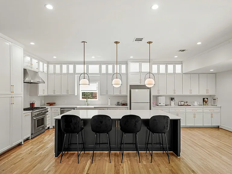 5630 Lymbar Dr — Photo 10