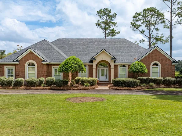 225 SE Robinwood Dr, Madison, FL 32340