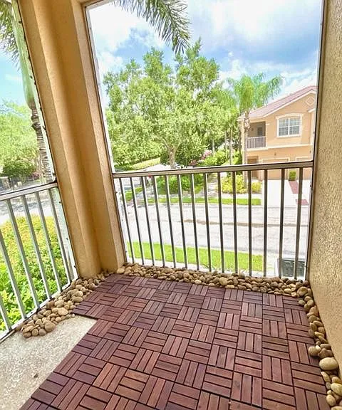 Screened in Lanai