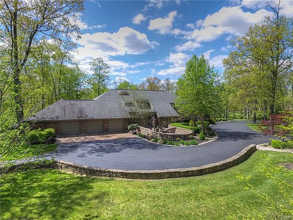 2nd image of 537 Charlberth Dr