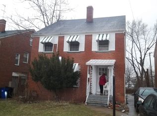 10605 Rosehill Ave, Cleveland, OH