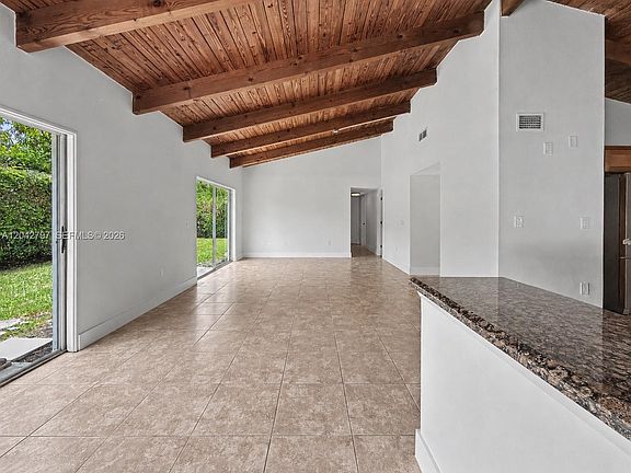 4th image of 10262 SW 127th Pl
