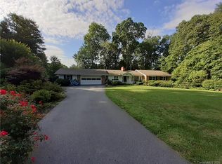 210 Sherwood Ln #9, Hendersonville, NC 28791