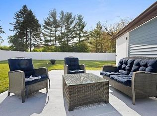 621 Cook St, De Pere, WI 54115