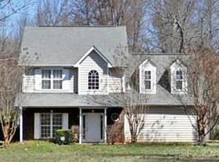 3429 Sunset Rd, Charlotte, NC 28216