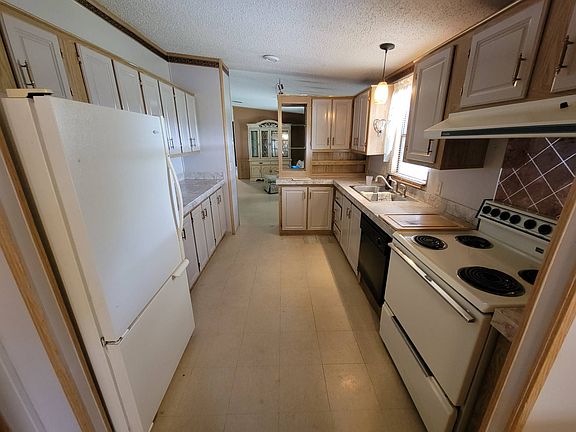 2nd image of 1187 Meadow Finch Dr