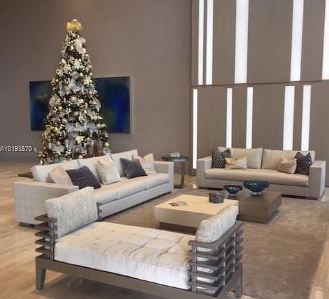 3rd image of 5300 Paseo Dr #1703