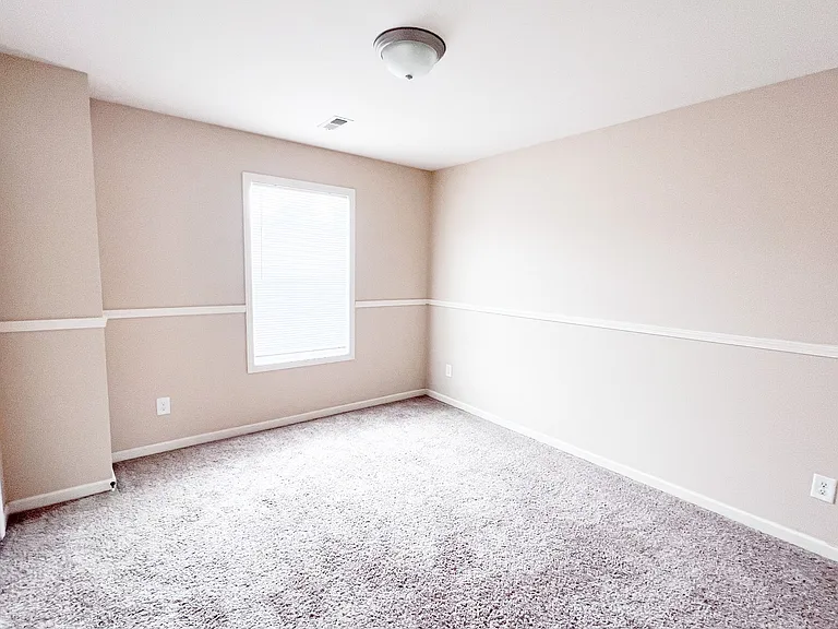 2279 McCormick Ln #D — Photo 8