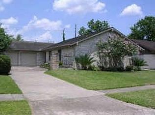12515 Lancelot Dr, Houston, TX 77031