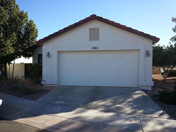 5th image of 1742 N Terrace Cir