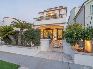 616 8th St, Huntington Beach, CA 92648