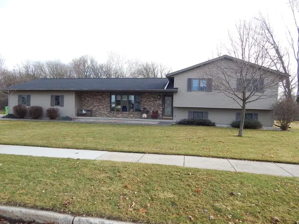 301 North Harris Avenue, Waupun, WI 53963