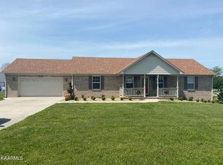 3904 High Meadow Dr, Cookeville, TN 38501