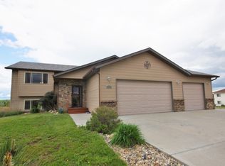 14810 Creekside Dr, Box Elder, SD 57719