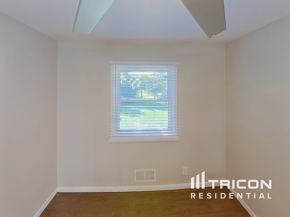 5th image of 1455 Oakdale Ave