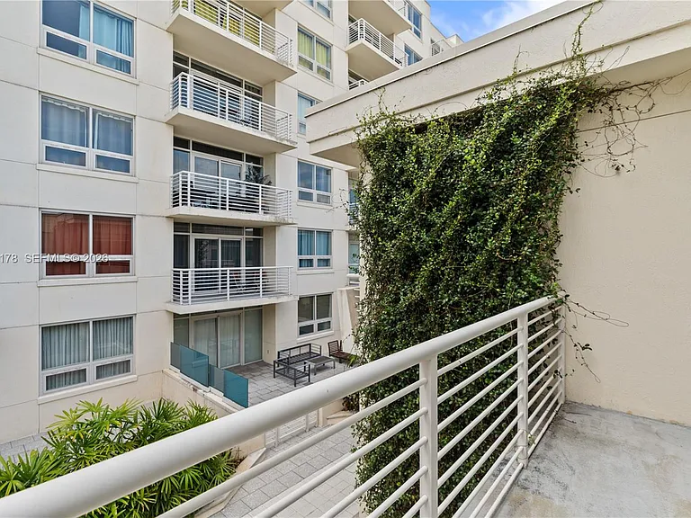 3250 NE 1st Ave #545 — Photo 45