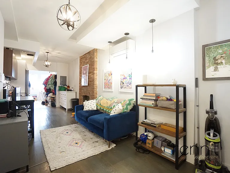 816 Saint Johns Pl #GARDEN — Photo 2
