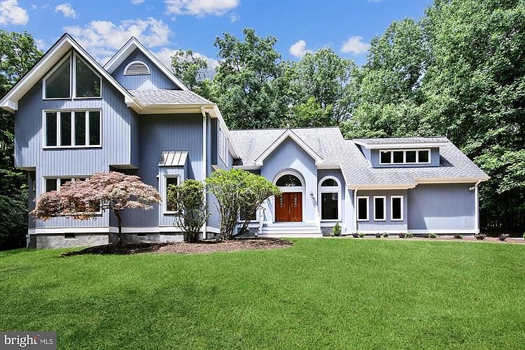 1st image of 10721 Sycamore Springs Ln