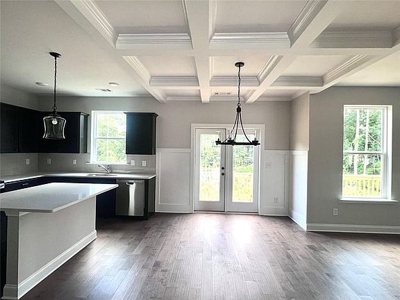 2nd image of 4385 Easter Lily Ave
