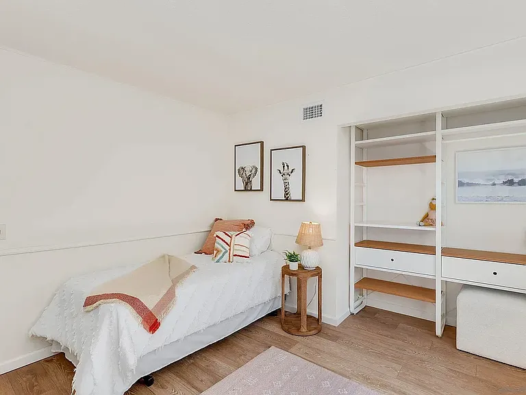 13488 Grain Ln — Photo 18
