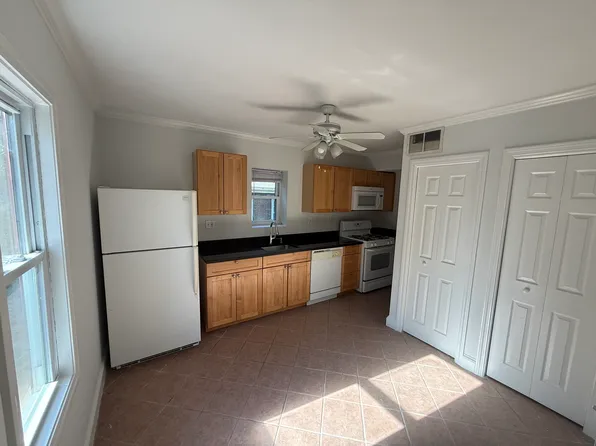 373 Lexington St #2, Auburndale, MA 02466