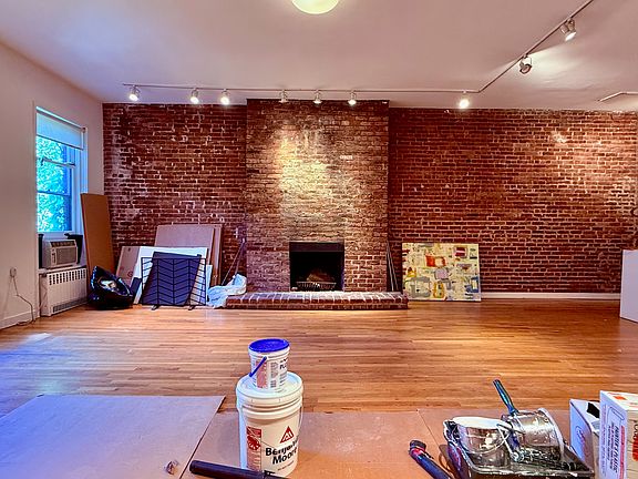 3rd image of 46 W 90th St APT 2