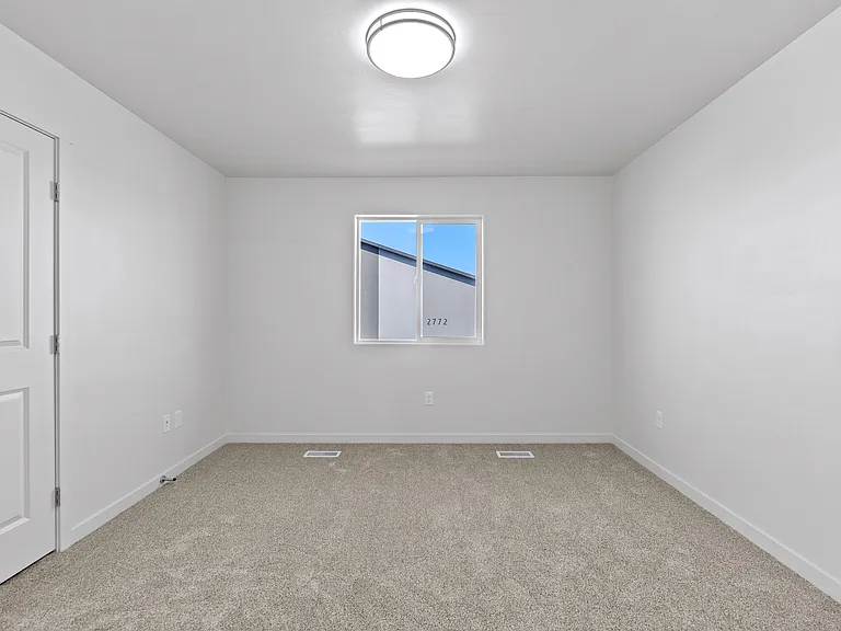 2773 Caspain Way #B — Photo 21