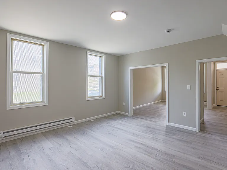 2819 Presbury St — Photo 31