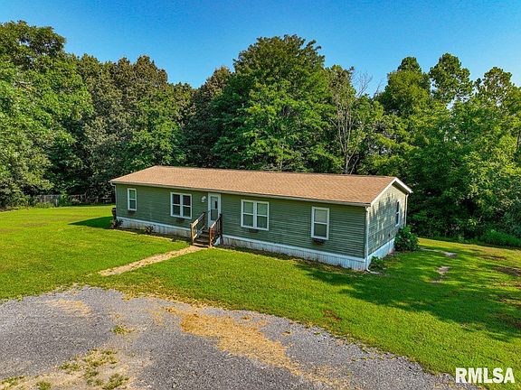 4th image of 1923 Stonefort Rd