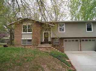 3417 Westridge Ct, Lawrence, KS 66049