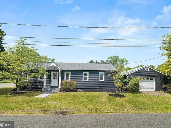 8400 F St, Chesapeake Beach, MD 20732