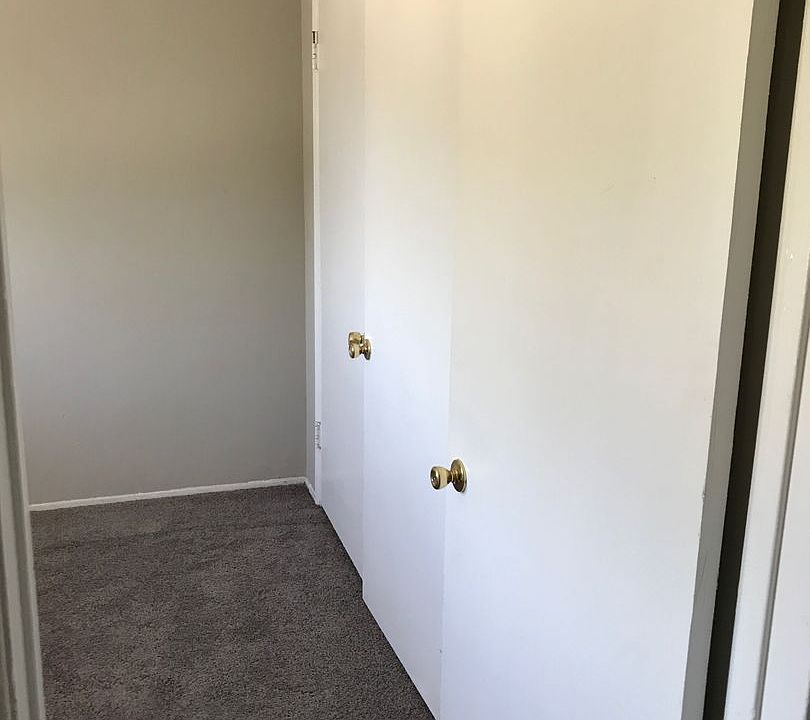 1st image of 757 N H St APT 28