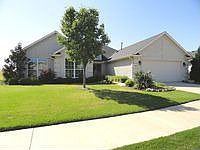 1st image of 9817 Grandview Dr