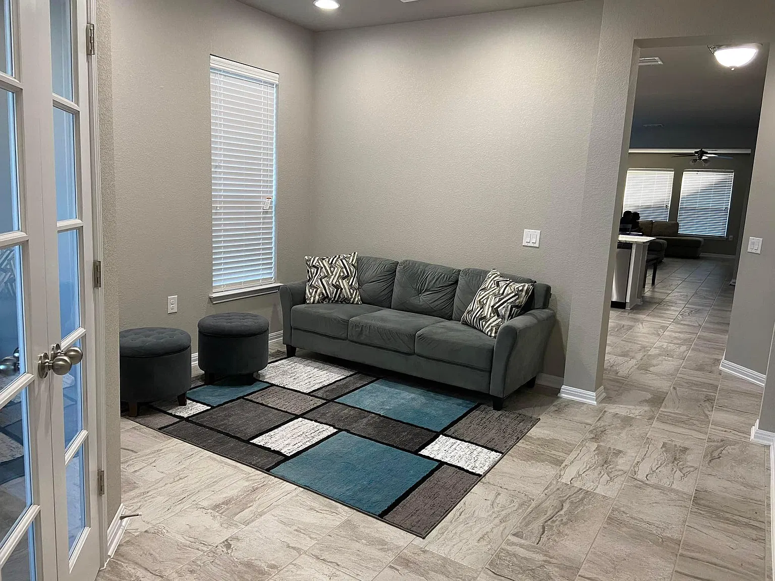 3 bed, 1710 sqft, $2,150 — Photo 4