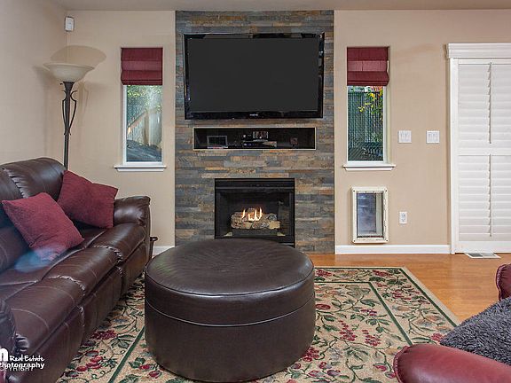 5th image of 10951 Hannah Jane Pl
